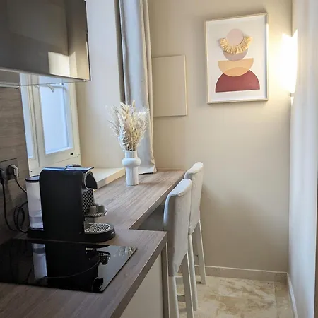 De Standing Au Coeur De